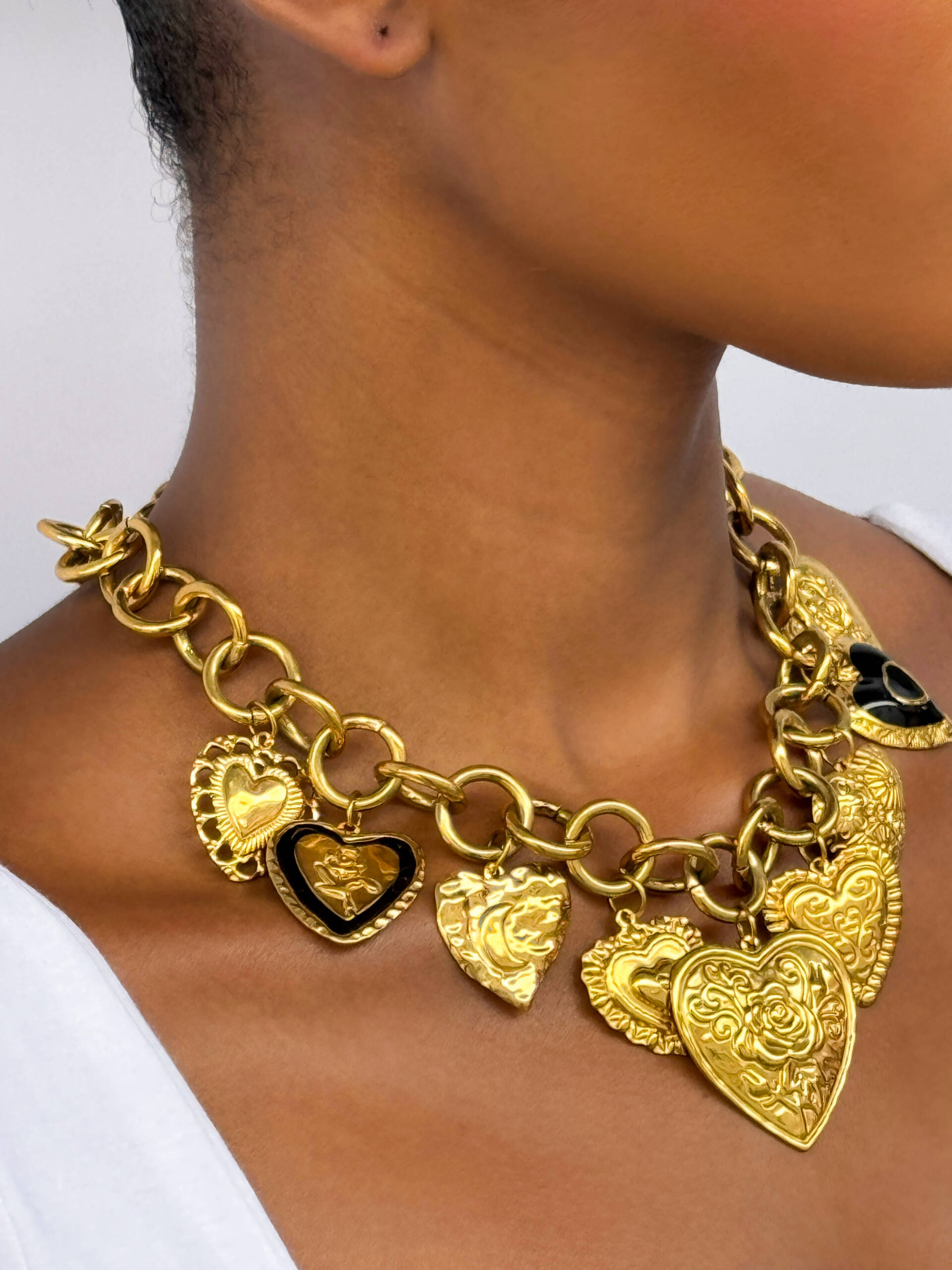 2C453766-1625-4F84-8356-9F7D7B22A6FC