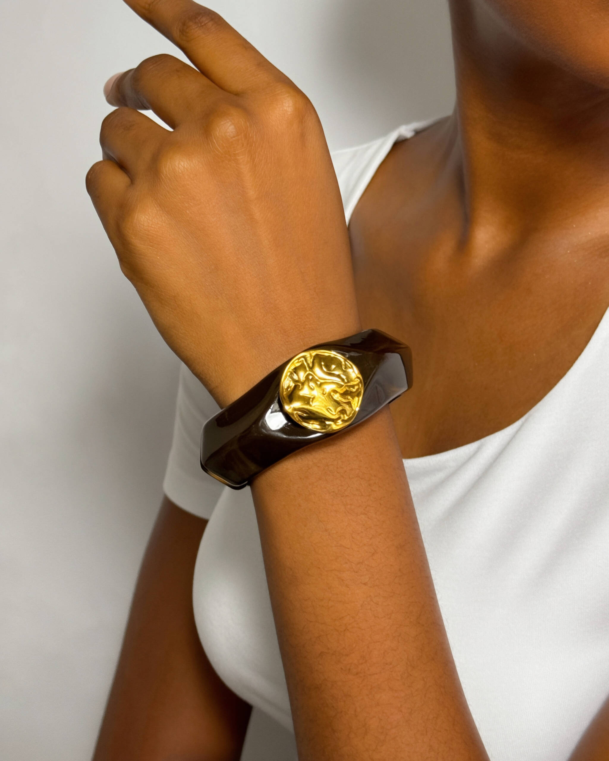 DA7EA0ED-0B61-4EAE-B7DE-5FB0FF0F9802